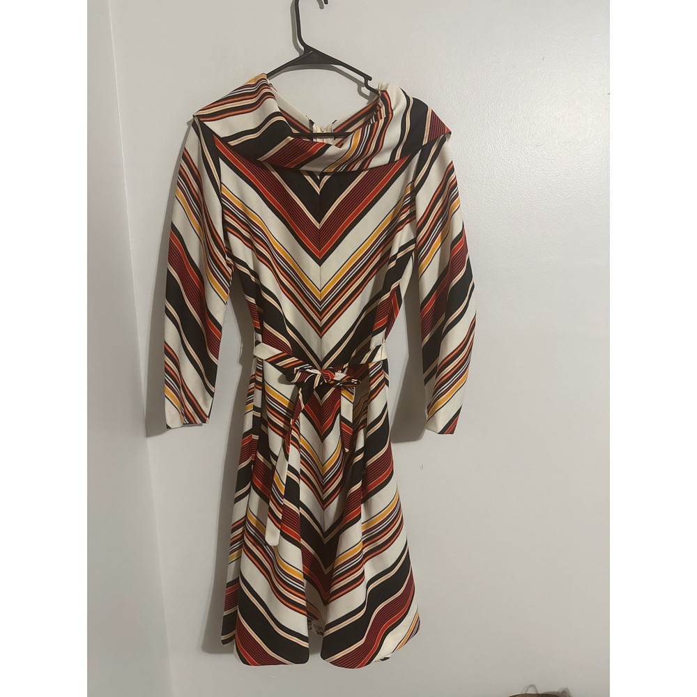 Vintage Style Chevron Stripe Long Sleeve Belted A-Line Dress Red Orange Black